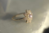 Daisy Pearl & Diamond Ring